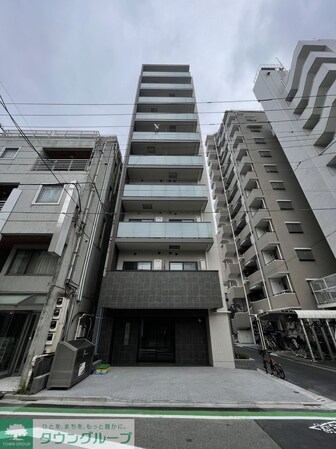 西田マンションの物件外観写真